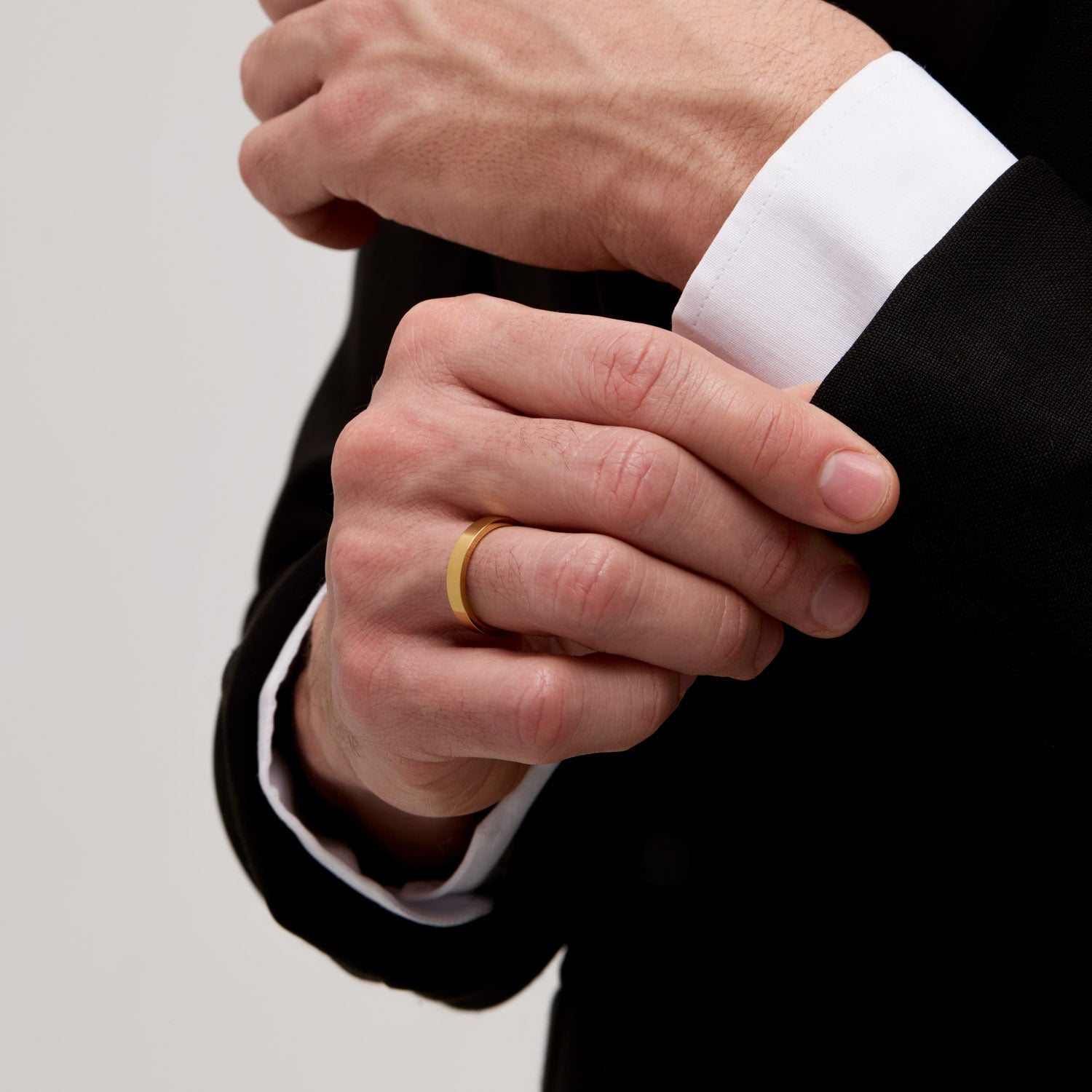 Aliança Moderna 4MM Banhada em Ouro 18k