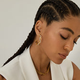 Brincos Elos com Pedras Brilhantes Banhado em Ouro 18k