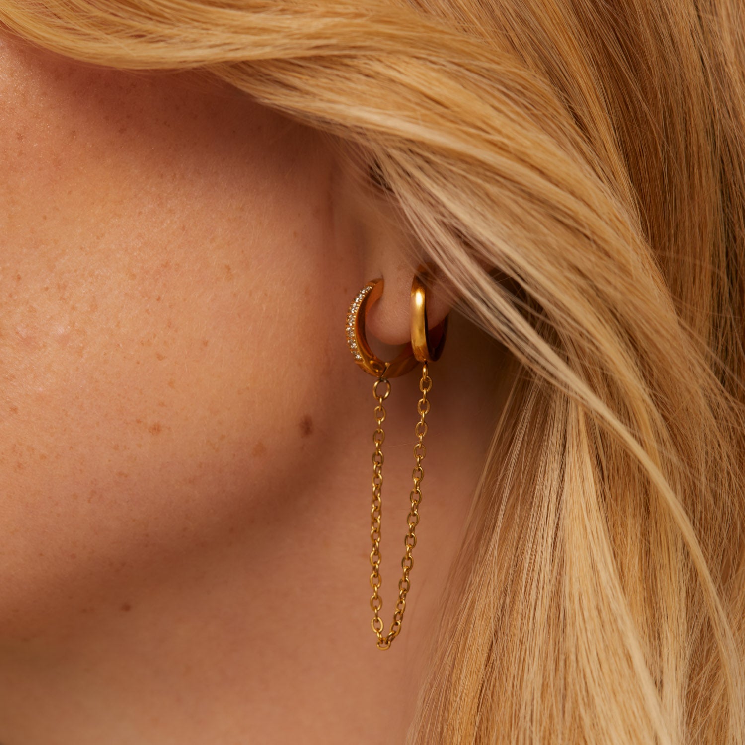 Brincos Jade 2 Furos Banhados em Ouro 18k