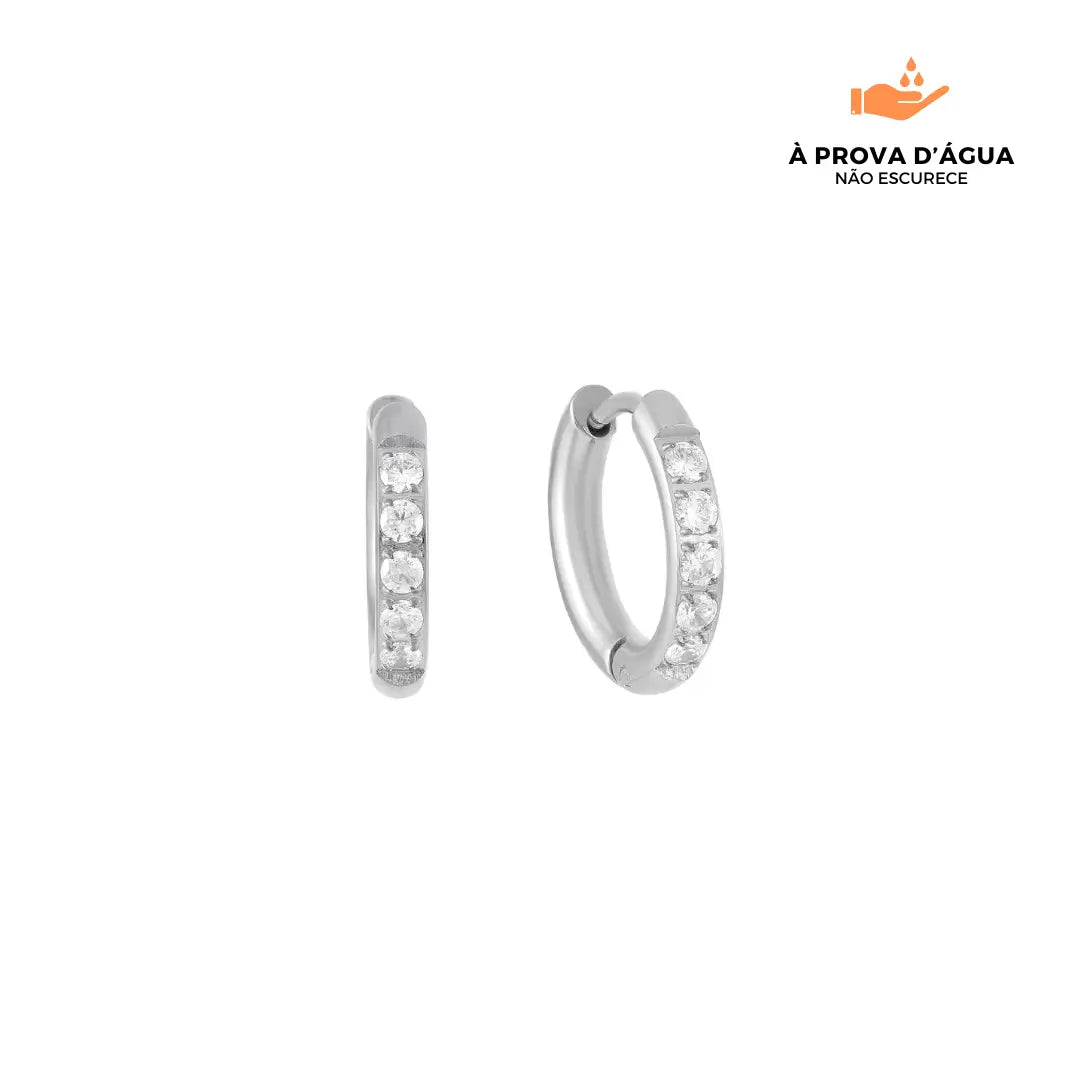 Brincos de Argola com Pedras Brilhantes 8MM Banhados em Prata