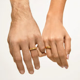 Par de Alianças Moderna Banhadas em Ouro 18k