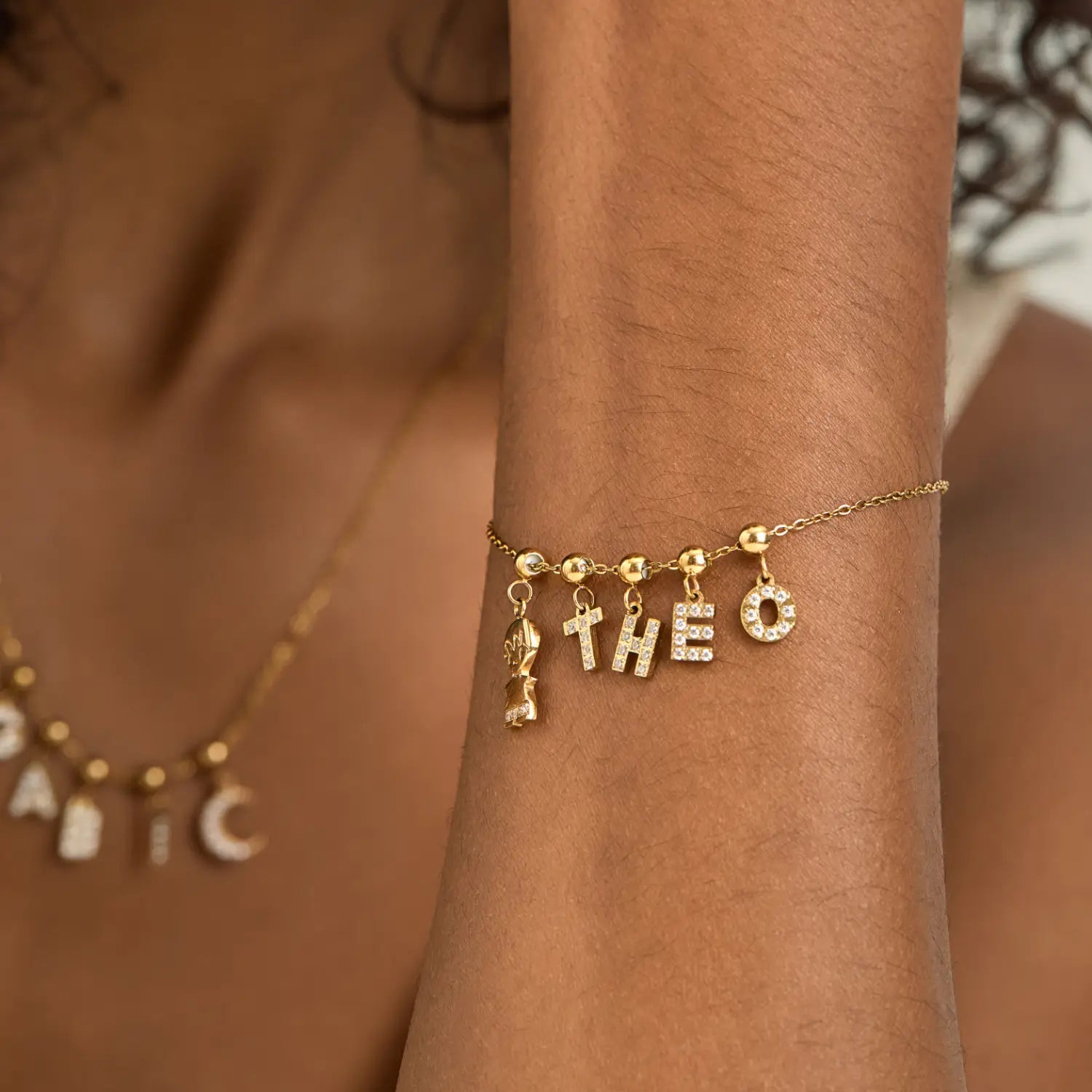 Pingente Inicial O Banhado em Ouro 18k