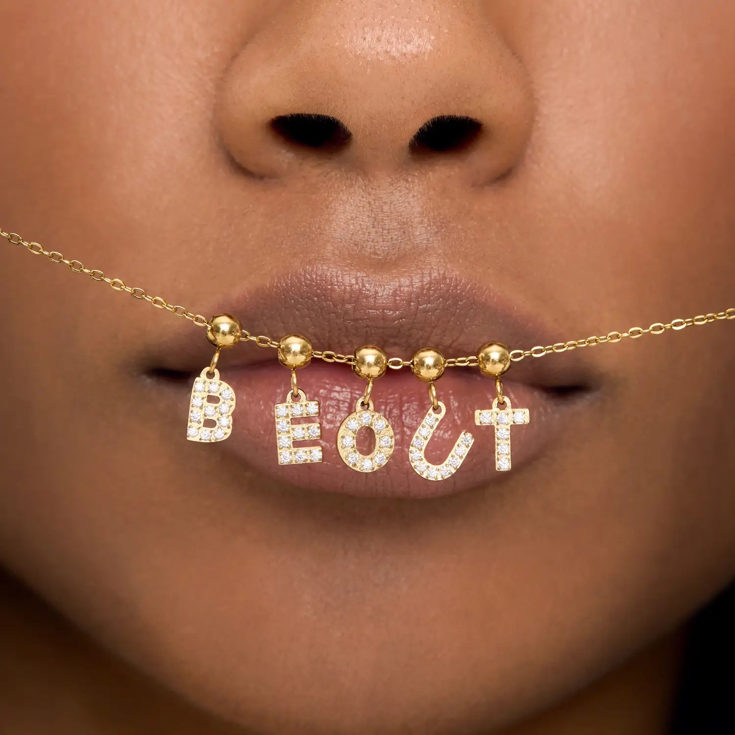 Pingente Inicial O Banhado em Ouro 18k