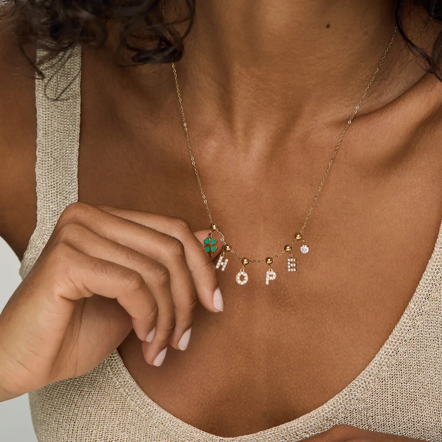 Pingente Ponto de Luz Banhado em Ouro 18k