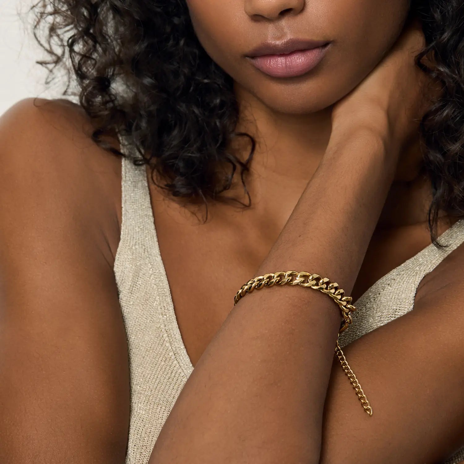 Pulseira de Corrente Gabriela Banhada em Ouro 18k