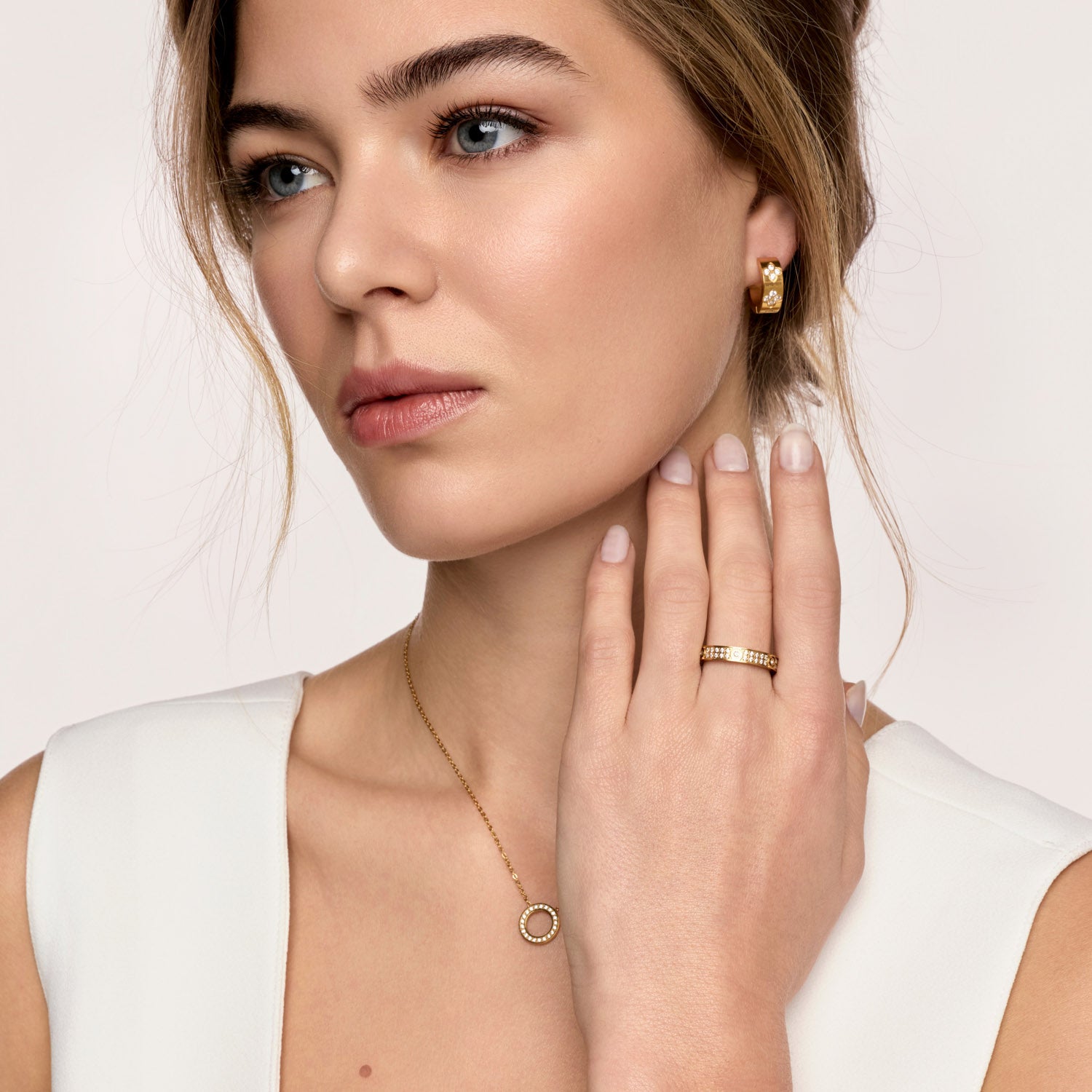 Anel de Pedras Turim Banhado em Ouro 18k