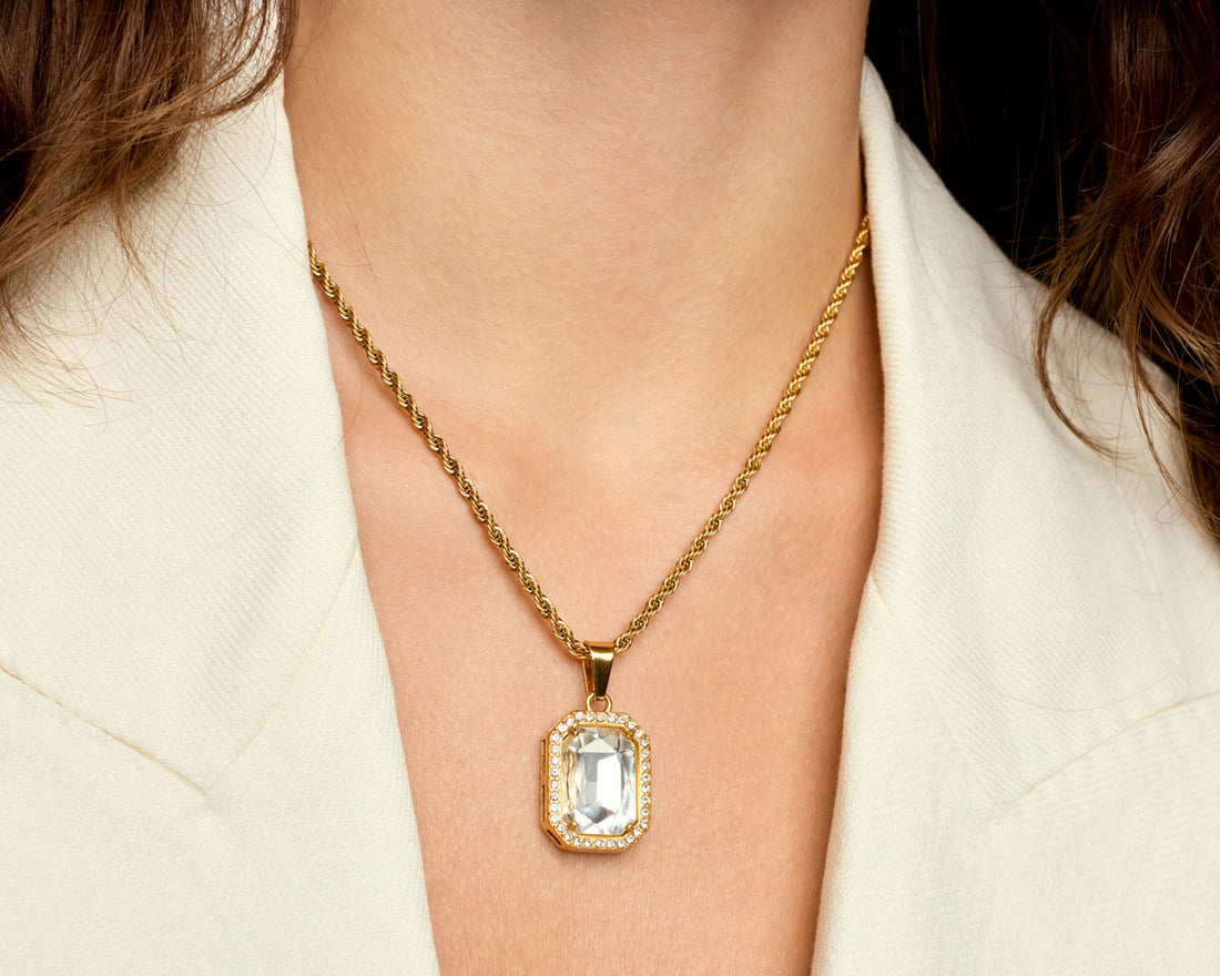 Colar Cintilante Banhado em Ouro 18k