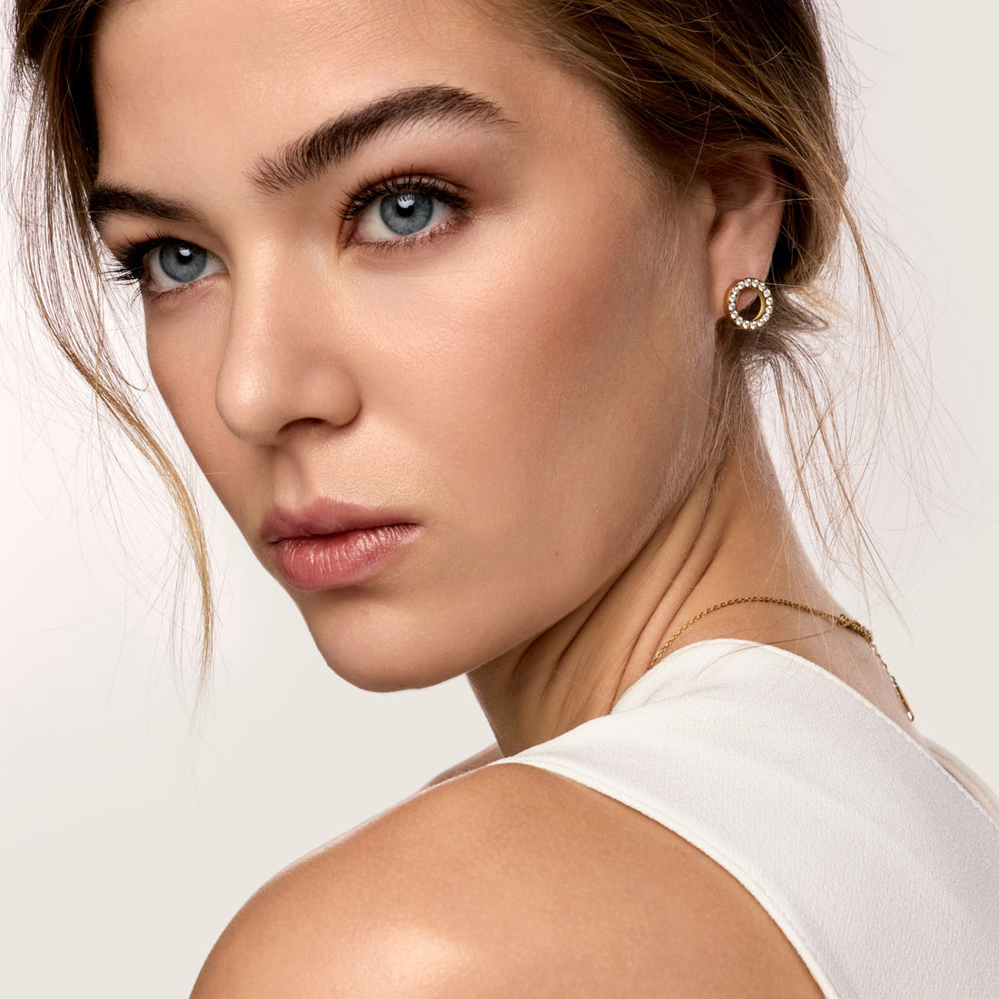 Brincos Círculo de Luz Banhados em Ouro 18k