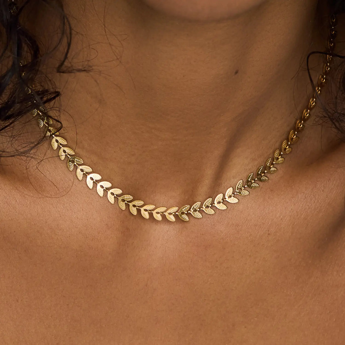 Choker Pinhais Banhado em Ouro 18k