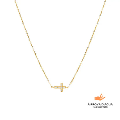 Colar Cruz com Pedras Brilhantes Banhado em Ouro 18k