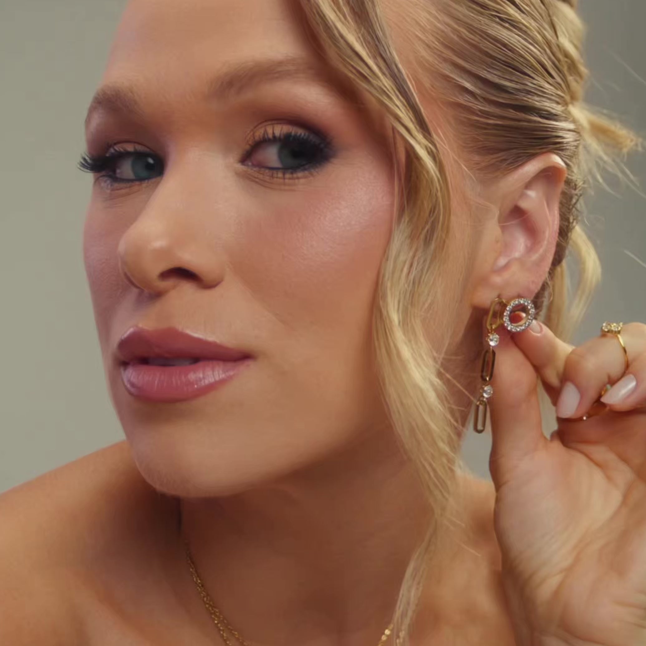 brincos elos glamour e circulo de luz